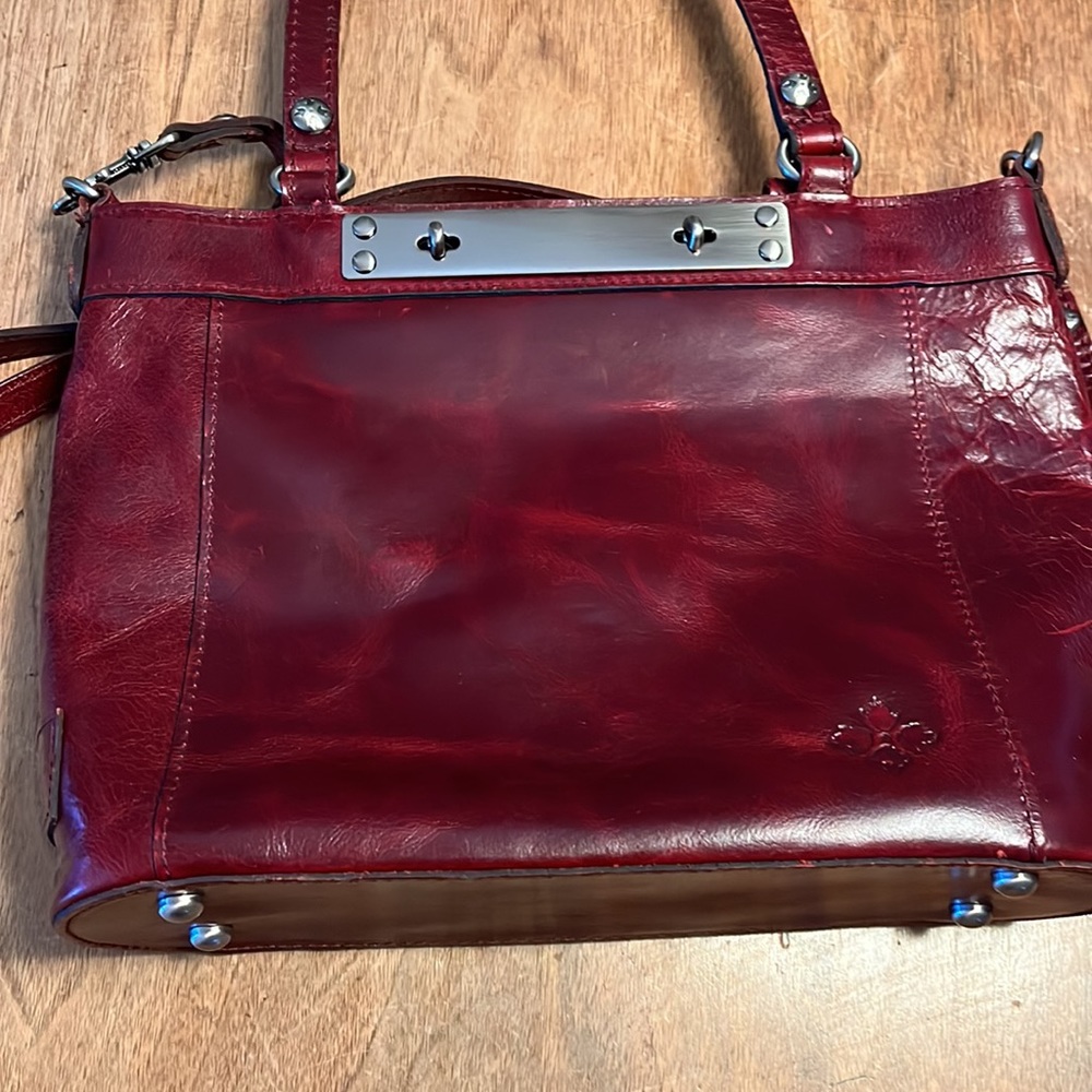 Bing cherry red Patricia Nash